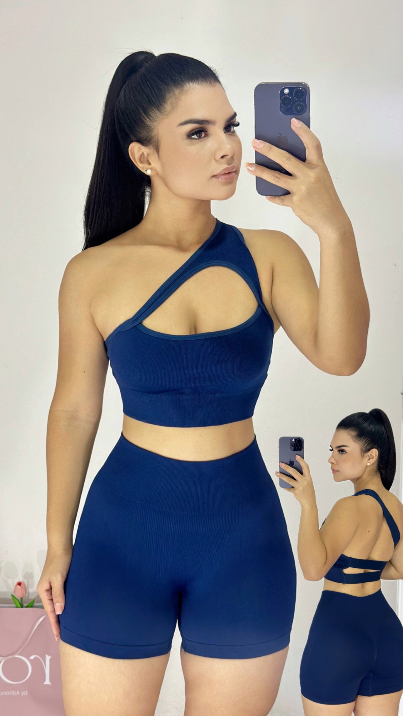 Set Deportivo top + licra corta. Azul oscuro