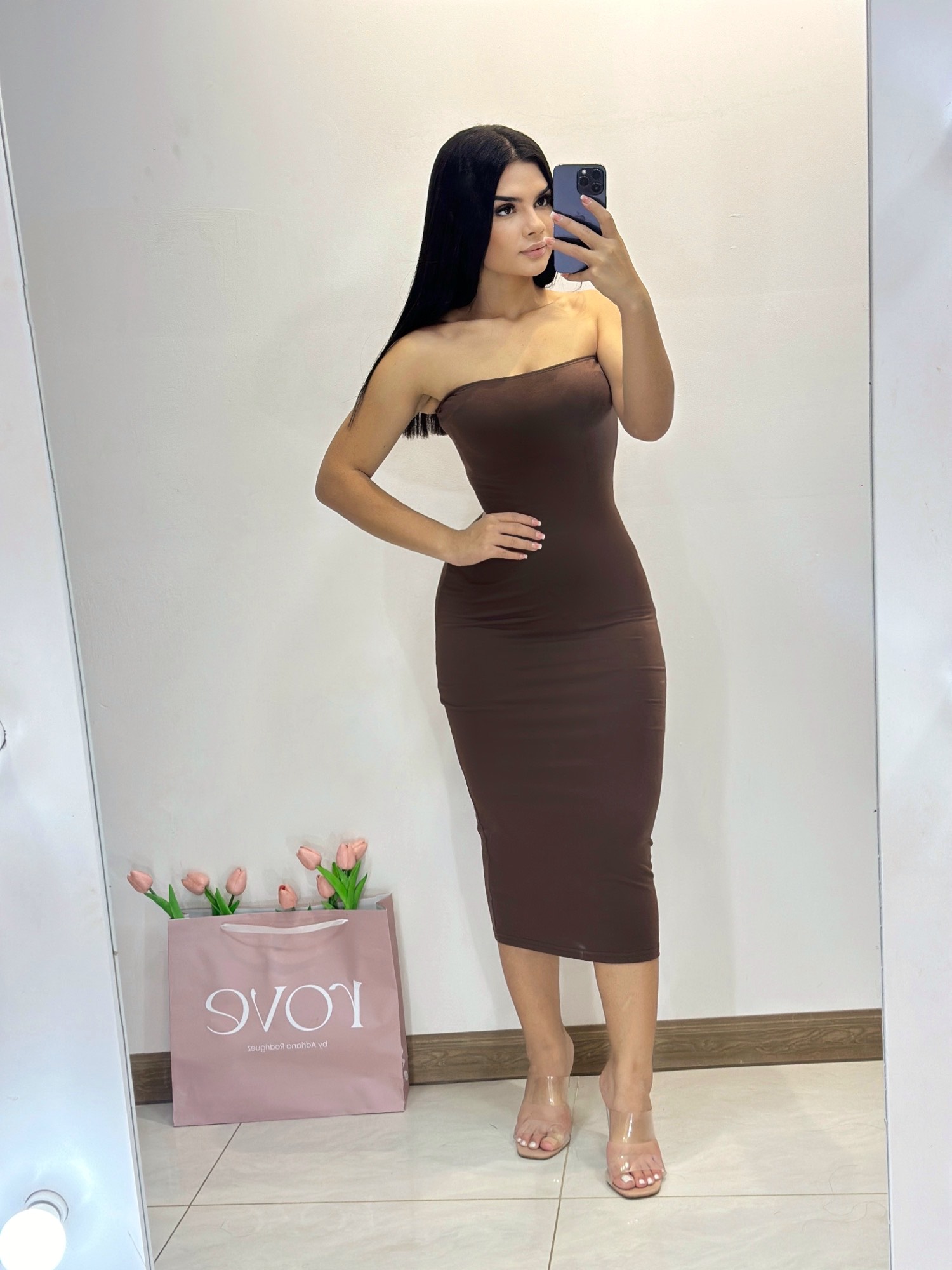 Vestido midi tubo basico - Café