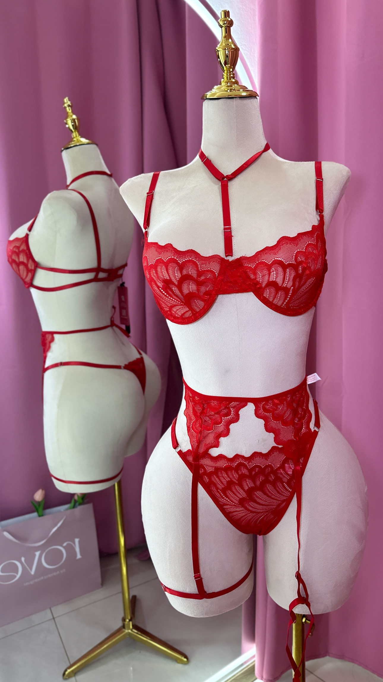 Lencería - Roja 3 piezas arnés y accesorio en el cuello