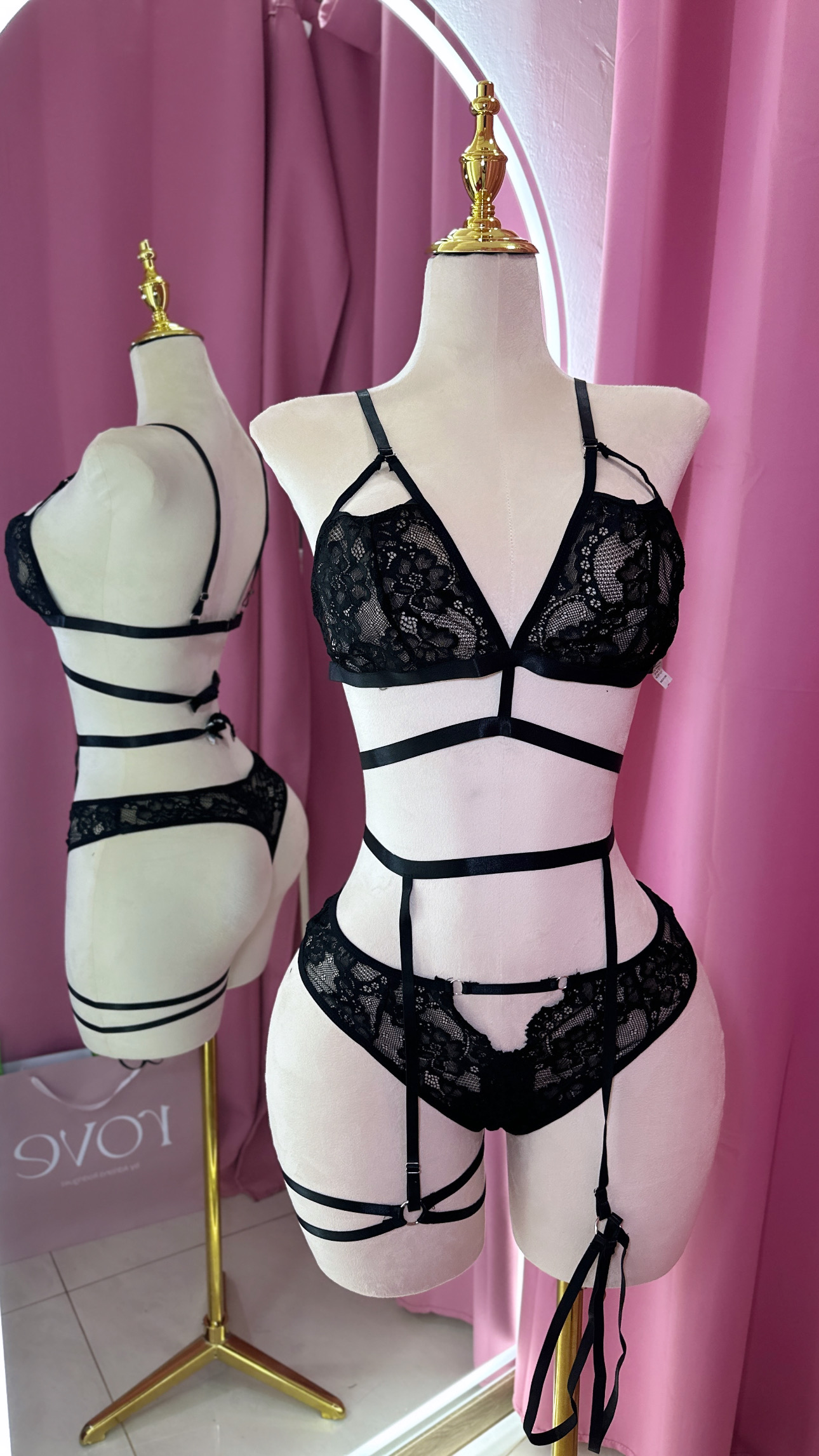 Lencería - Negra 3 piezas con liga doble