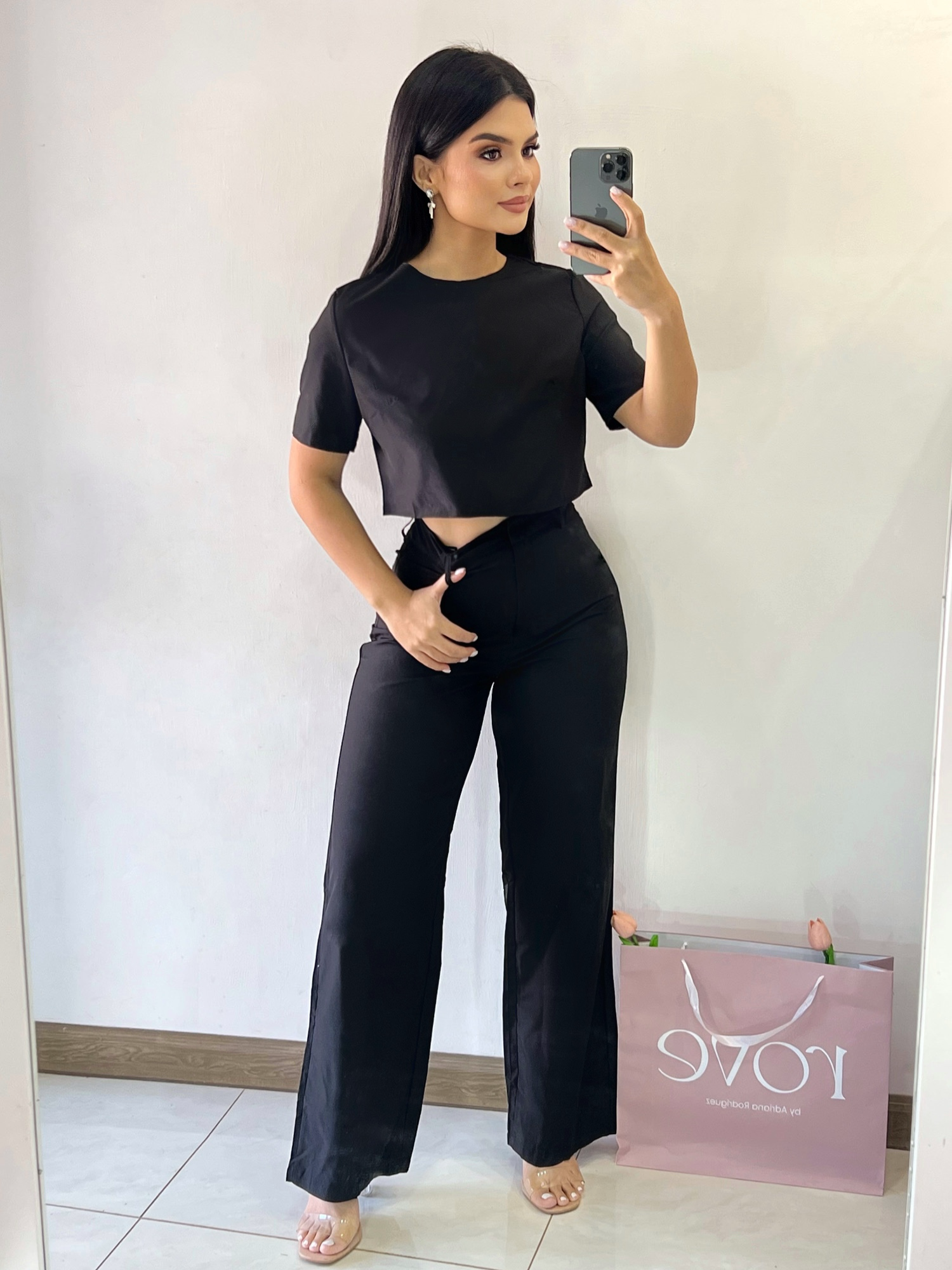 Conjunto de Croptop con mangas + Palazzo - Negro