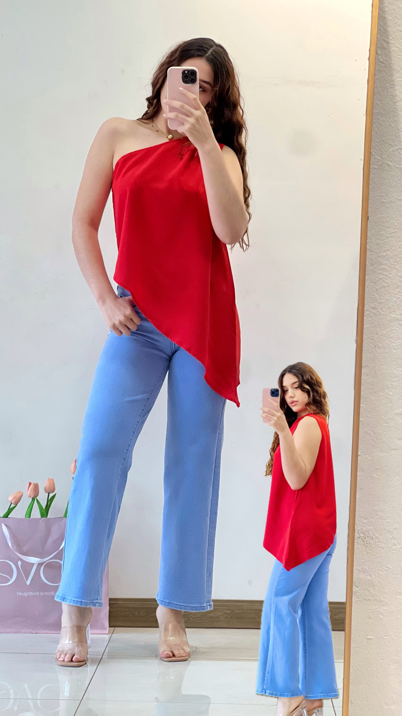 Blusa de una manga con pico - Rojo