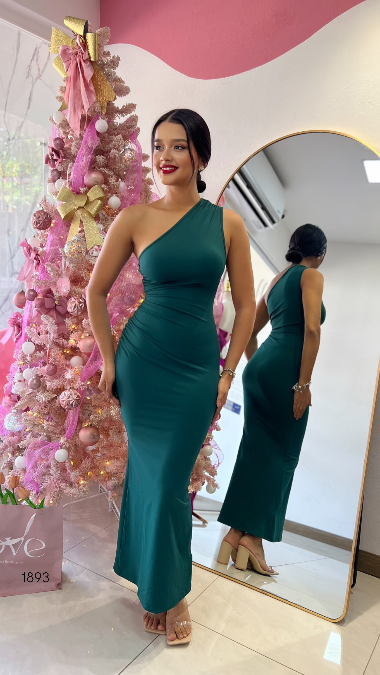 Vestido de gala de un hombro recogido